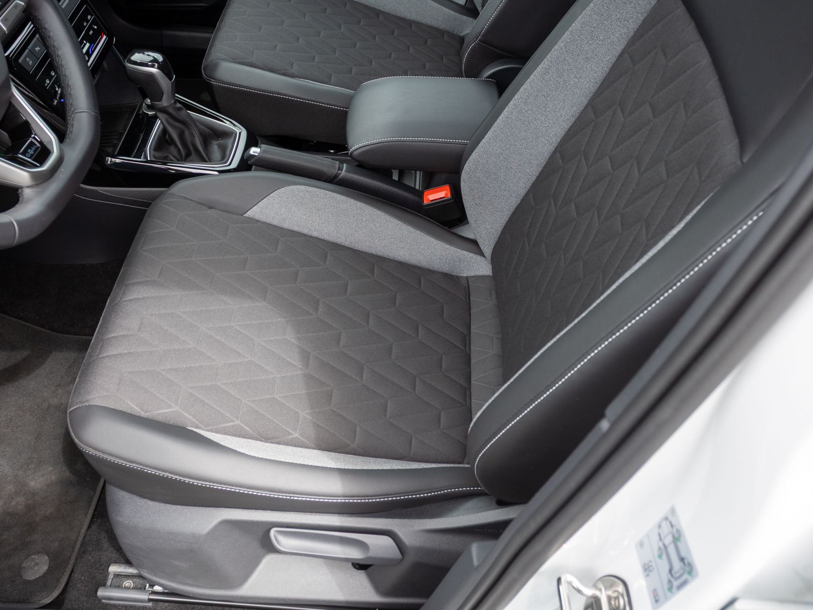 Volkswagen T-Cross 1.0 TSI DSG Goal, AHK, Navi, LED, App-Connect, Klima
