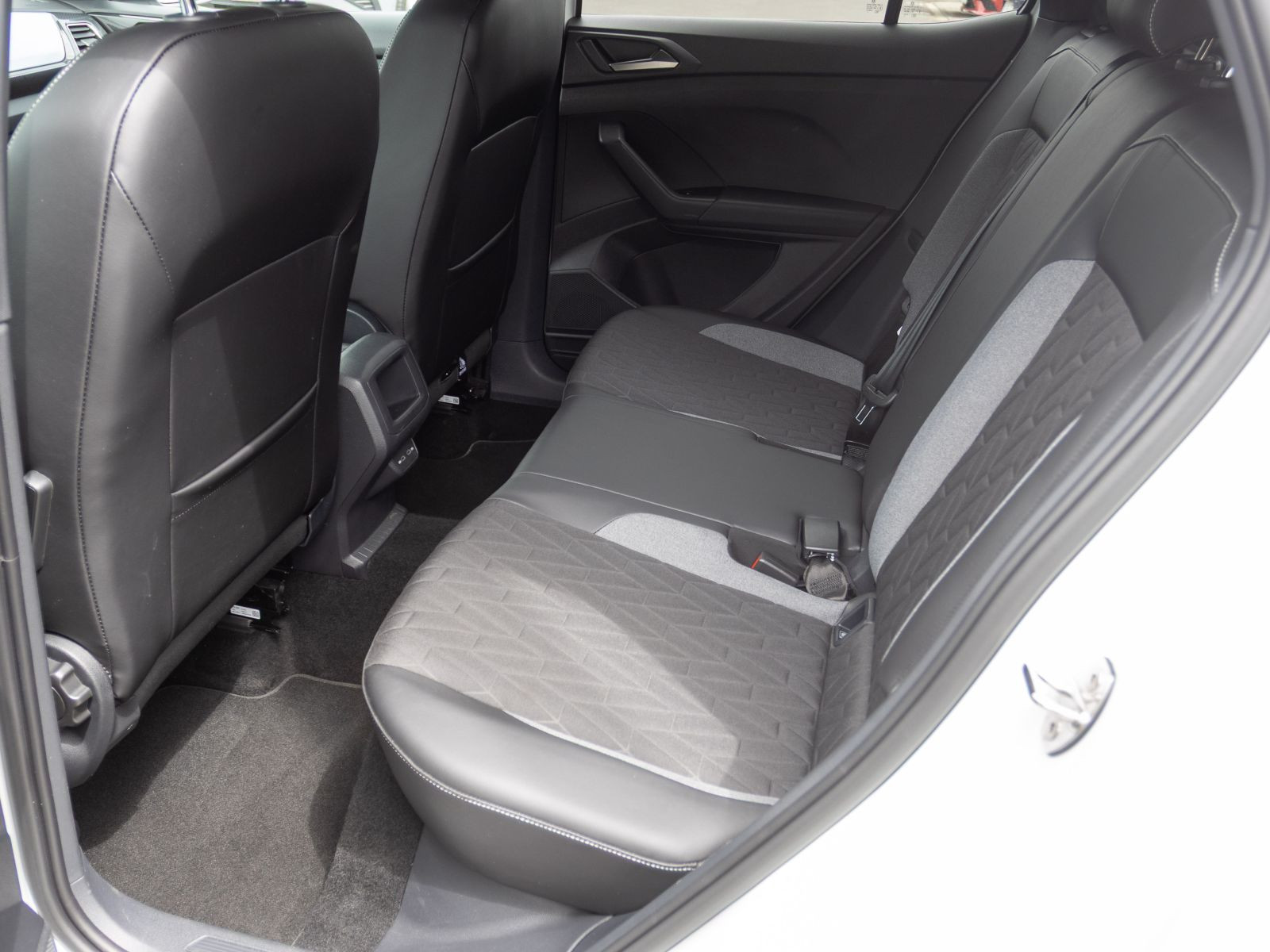 Volkswagen T-Cross 1.0 TSI DSG Goal, AHK, Navi, LED, App-Connect, Klima