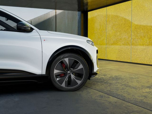 Audi Q6 Sportback e-tron S line qu. Luftfwk. / HuD / Pano / B&O/  TechPro 315 kW