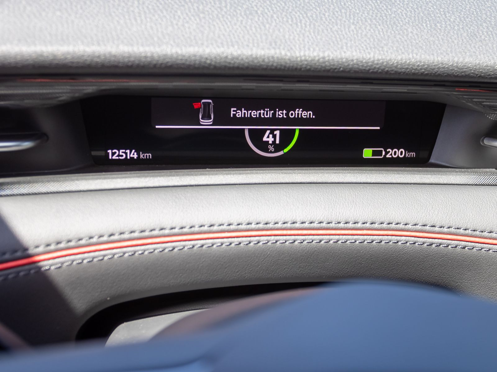 Volkswagen ID.7 Tourer GTX, AHK, Panoramadach, LED-Matrix, Navi, App-Connect, Area View inkl. Rückfahrkamera