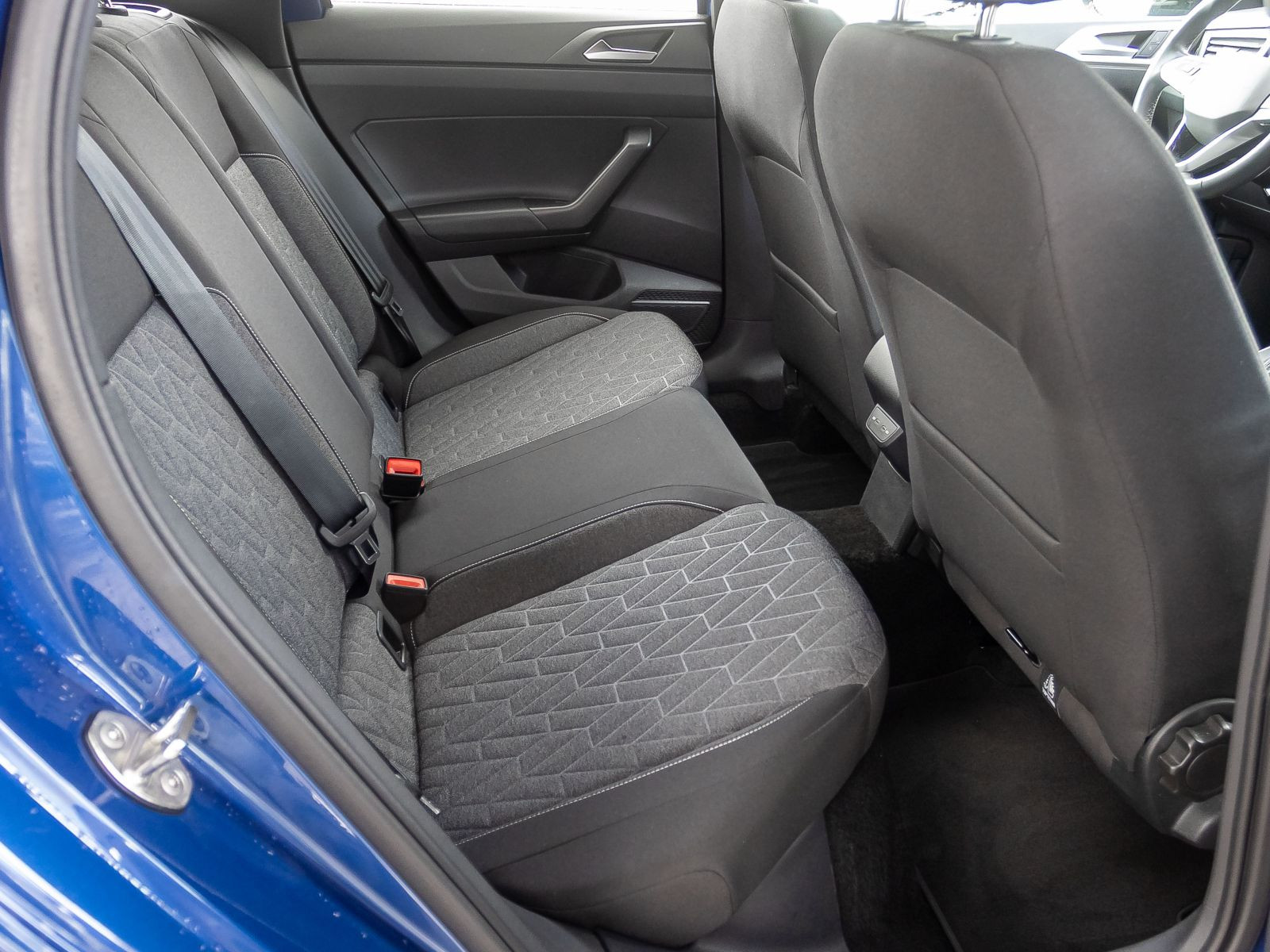 Volkswagen Taigo 1.0 TSI DSG MOVE, LED-Matrix, Navi, App-Connect, Digital Cockpit Pro