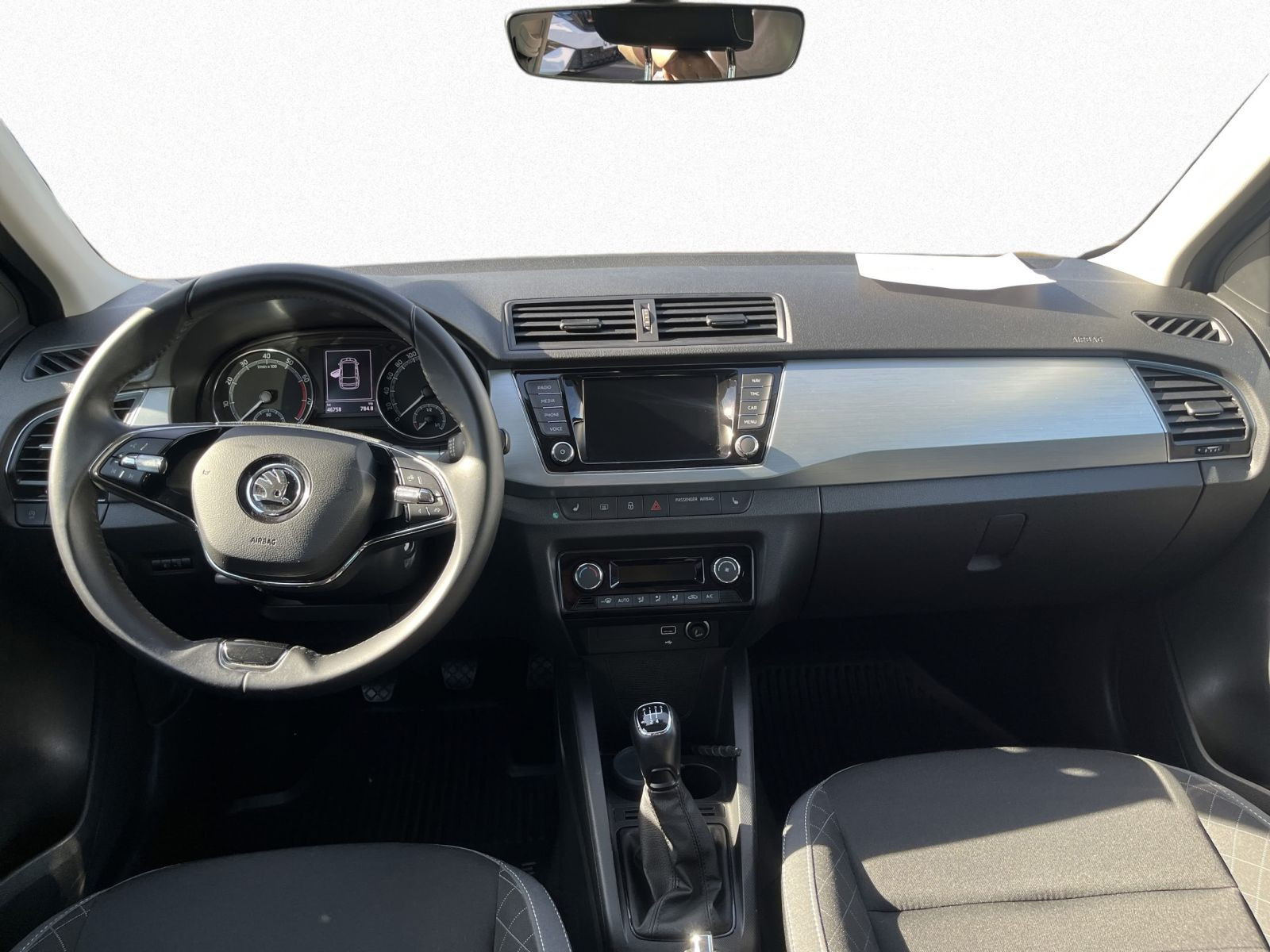 Skoda Fabia Combi Ambition 1.0 TSI Navi Carplay Sitzhzg