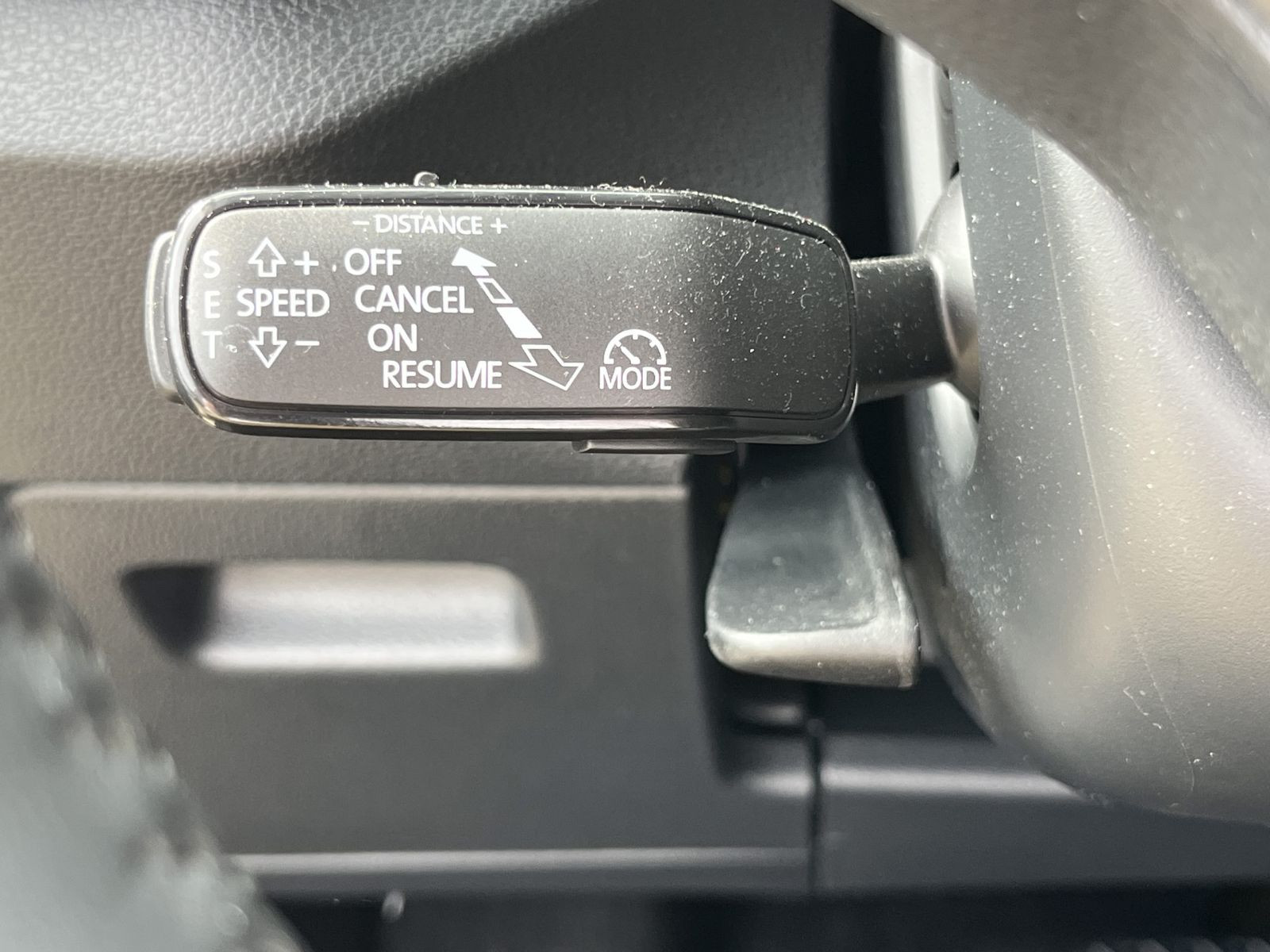 Skoda Kamiq Tour 1.5 TSI DSG Navi ACC LED RFK Carplay