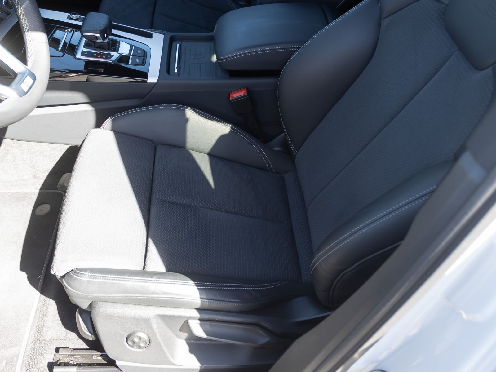 Audi Q5 Sportback S line 55TFSIe qu Navi Matrix AHK