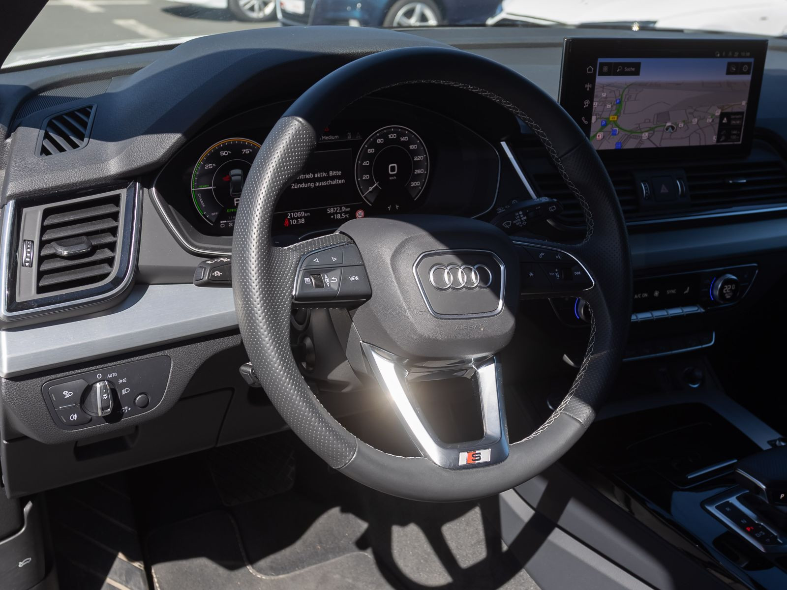 Audi Q5 Sportback S line 55TFSIe qu Navi Matrix AHK