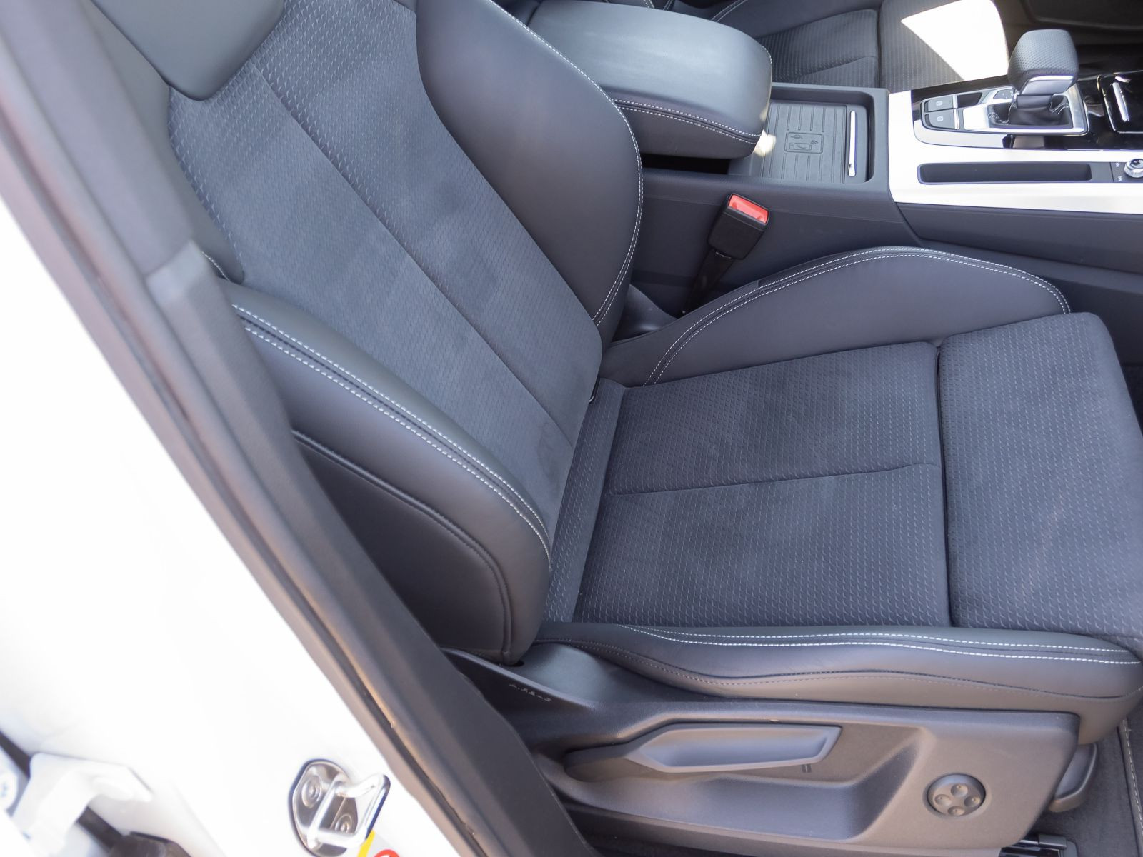 Audi Q5 Sportback S line 55TFSIe qu Navi Matrix AHK