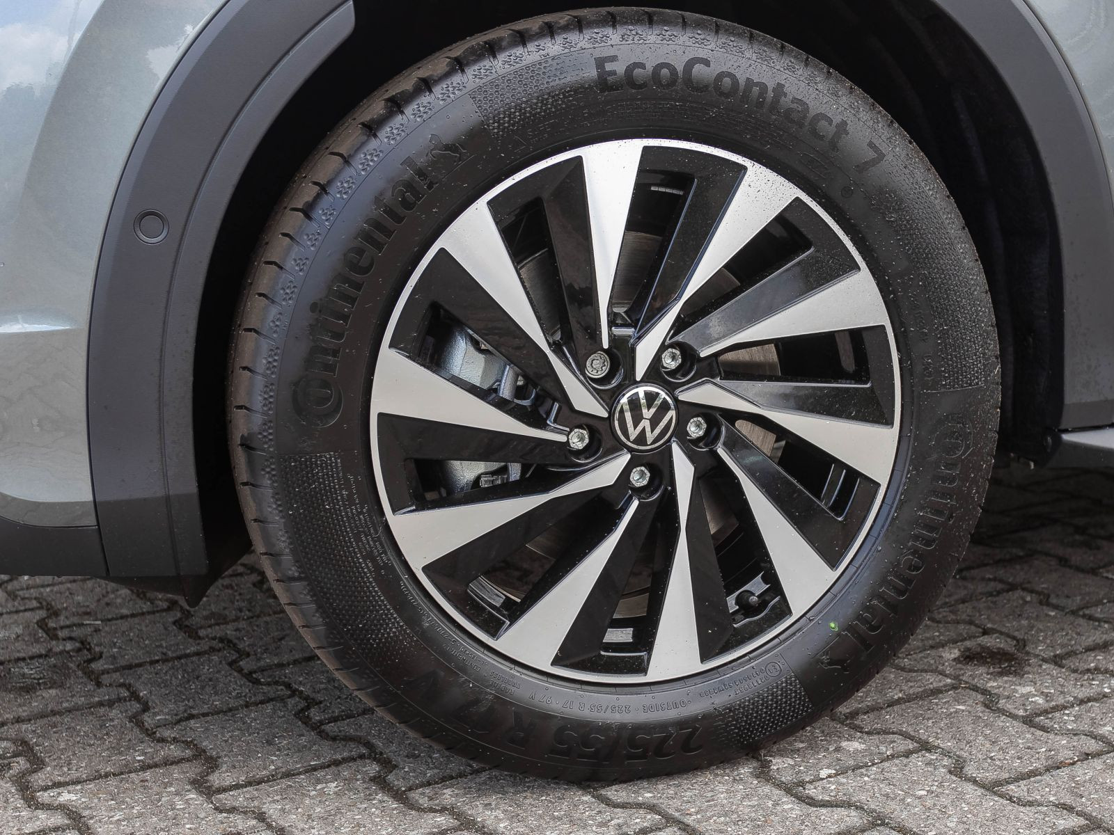 Volkswagen T-Roc 1.5 eTSI DSG Life, AHK, LED, Rückfahrkamera, App-Connect
