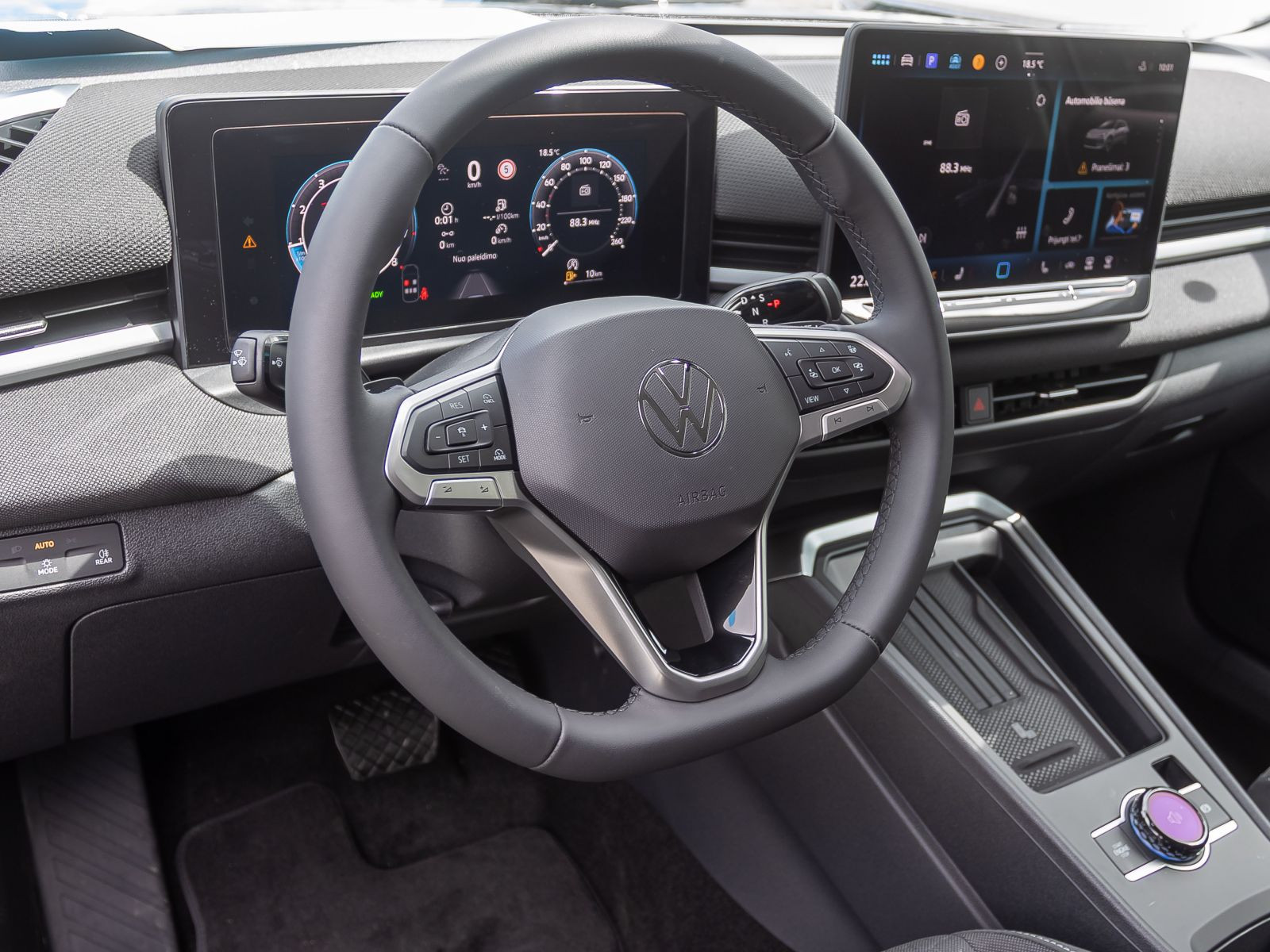 Volkswagen T-Roc 1.5 eTSI DSG Life, AHK, LED, Rückfahrkamera, App-Connect