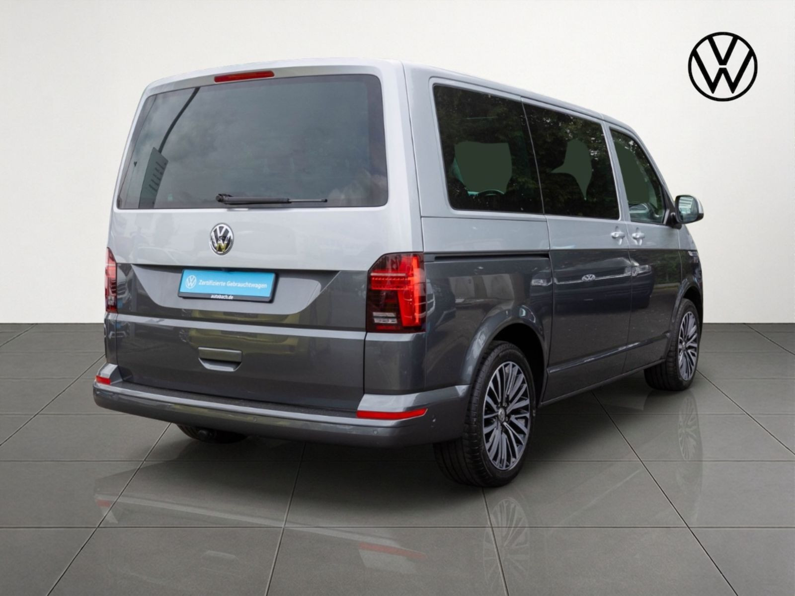 Volkswagen T6.1 Multivan 2.0 TDI DSG 4Motion Comfortline, AHK, Navi, Standheizung, LED