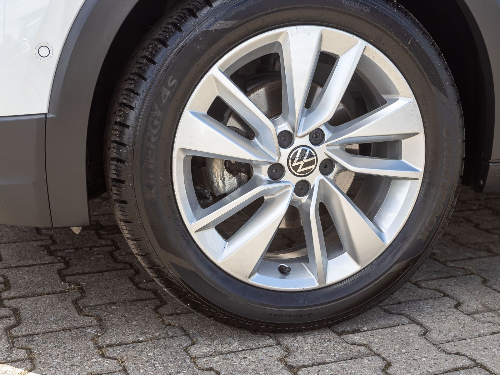 Volkswagen T-Cross 1.0 TSI DSG Goal, AHK, Navi, LED, App-Connect, Ganzjahresreifen