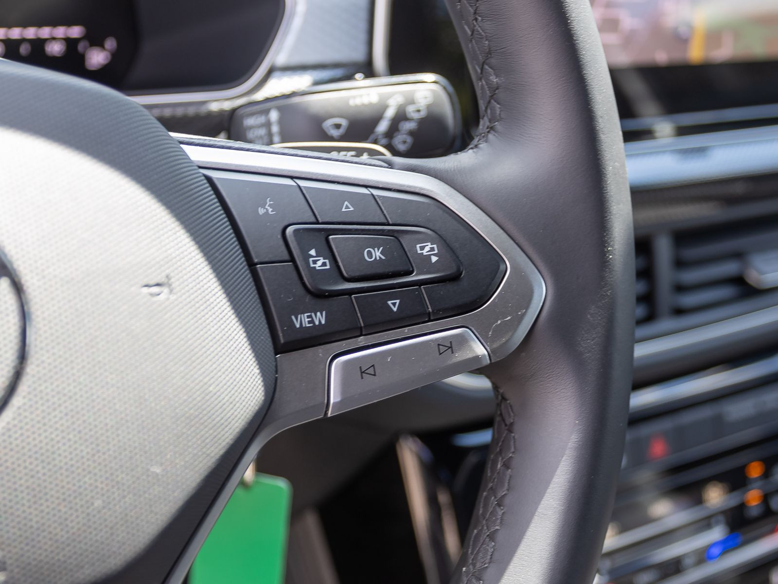 Volkswagen T-Cross 1.0 TSI DSG Goal, AHK, Navi, LED, App-Connect, Ganzjahresreifen