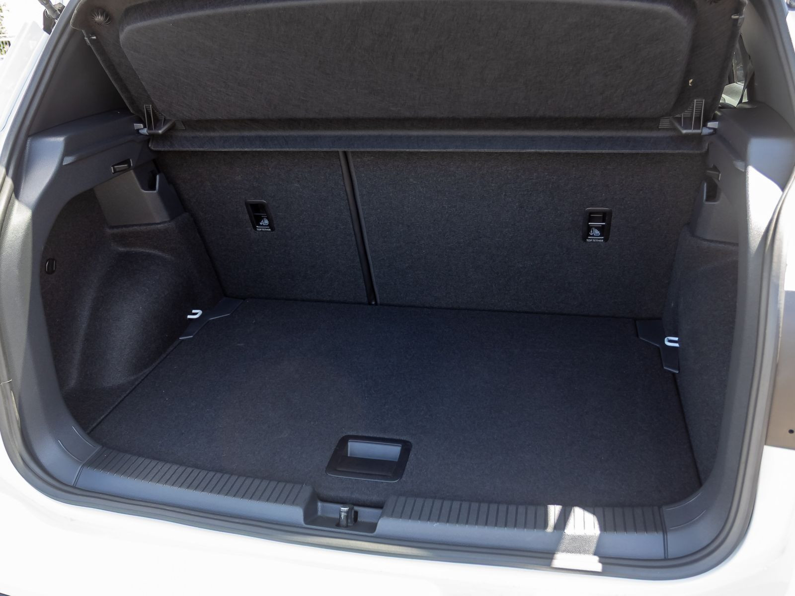 Volkswagen T-Cross 1.0 TSI DSG Goal, AHK, Navi, LED, App-Connect, Ganzjahresreifen