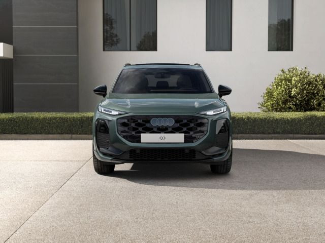Audi Q3 SUV e-hybrid S line 200kW Pano/ TechPlus / 20" Tripod