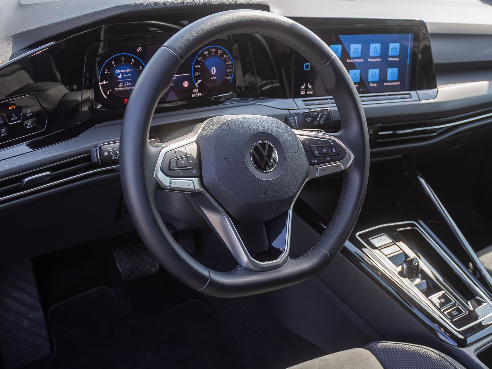 Volkswagen Golf VIII Variant Style 2.0TSI DSG Navi LED ACC