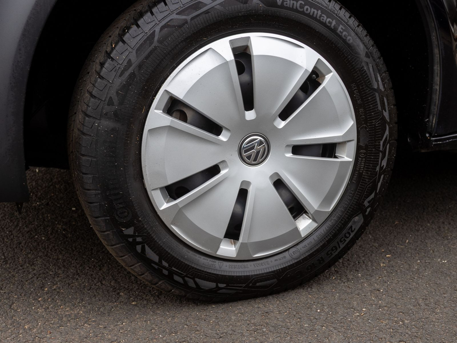 Volkswagen T6.1 Kasten 2.0 TDI langer Radstand, Klima, App-Connect