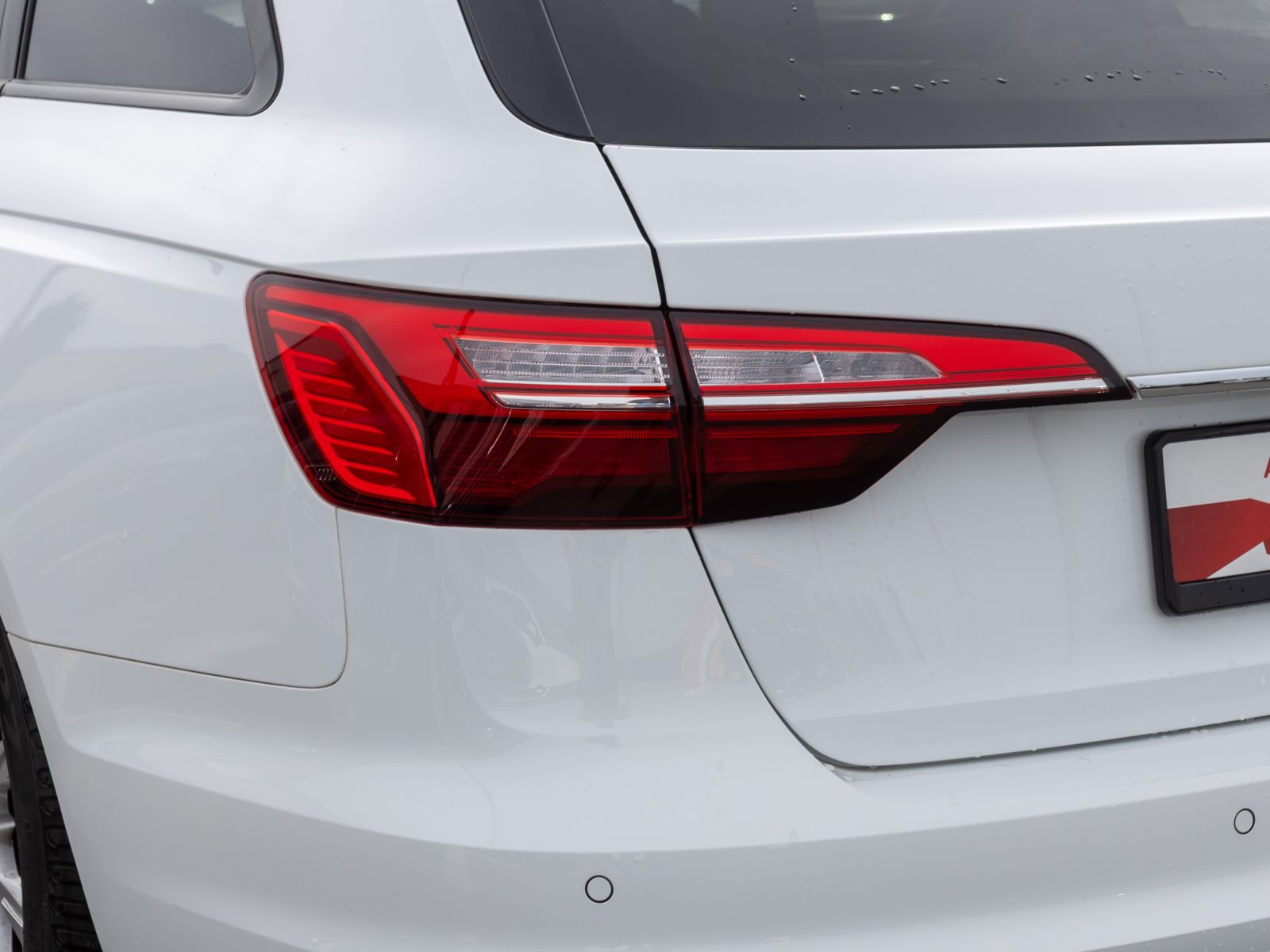 Audi A4 Avant Advanced 35TDI Stronic Navi LED AHK GRA