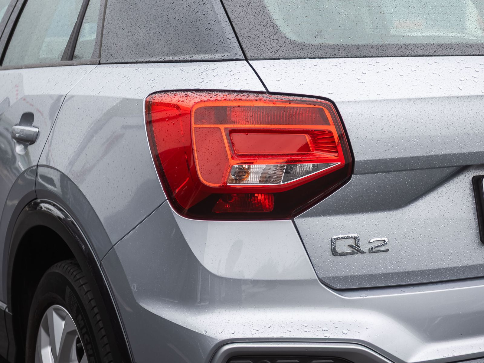 Audi Q2 Advanced 35TFSI Stronic LED CarPlay GRA EPH