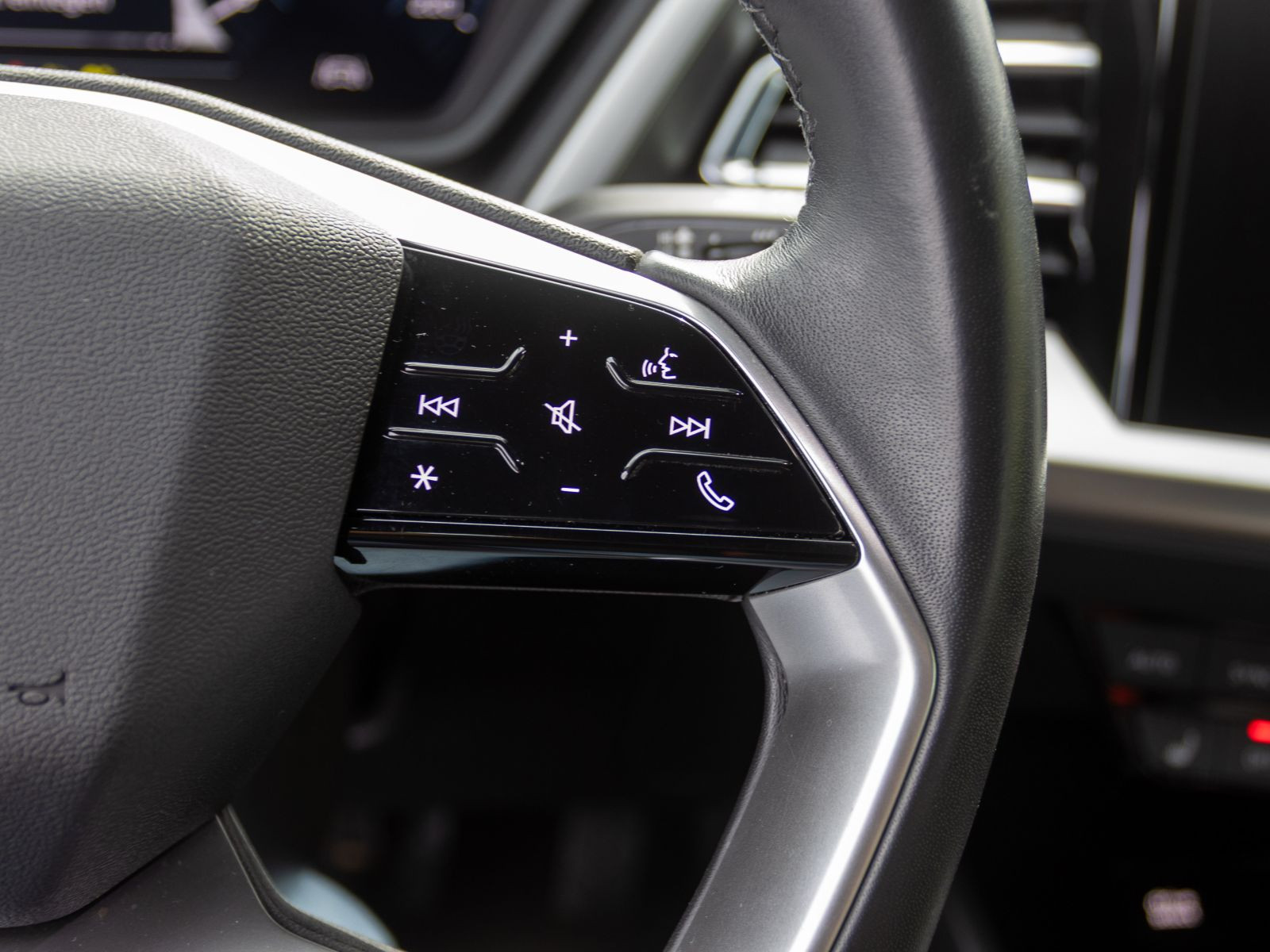 Audi Q4 Sportback e-tron 35 Navi Standklima LED GRA EPH