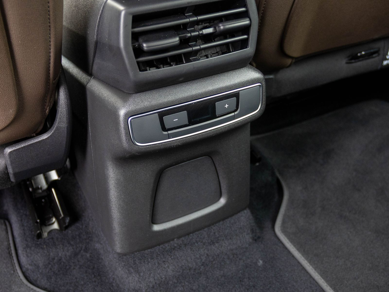 Audi Q4 Sportback e-tron 35 Navi Standklima LED GRA EPH