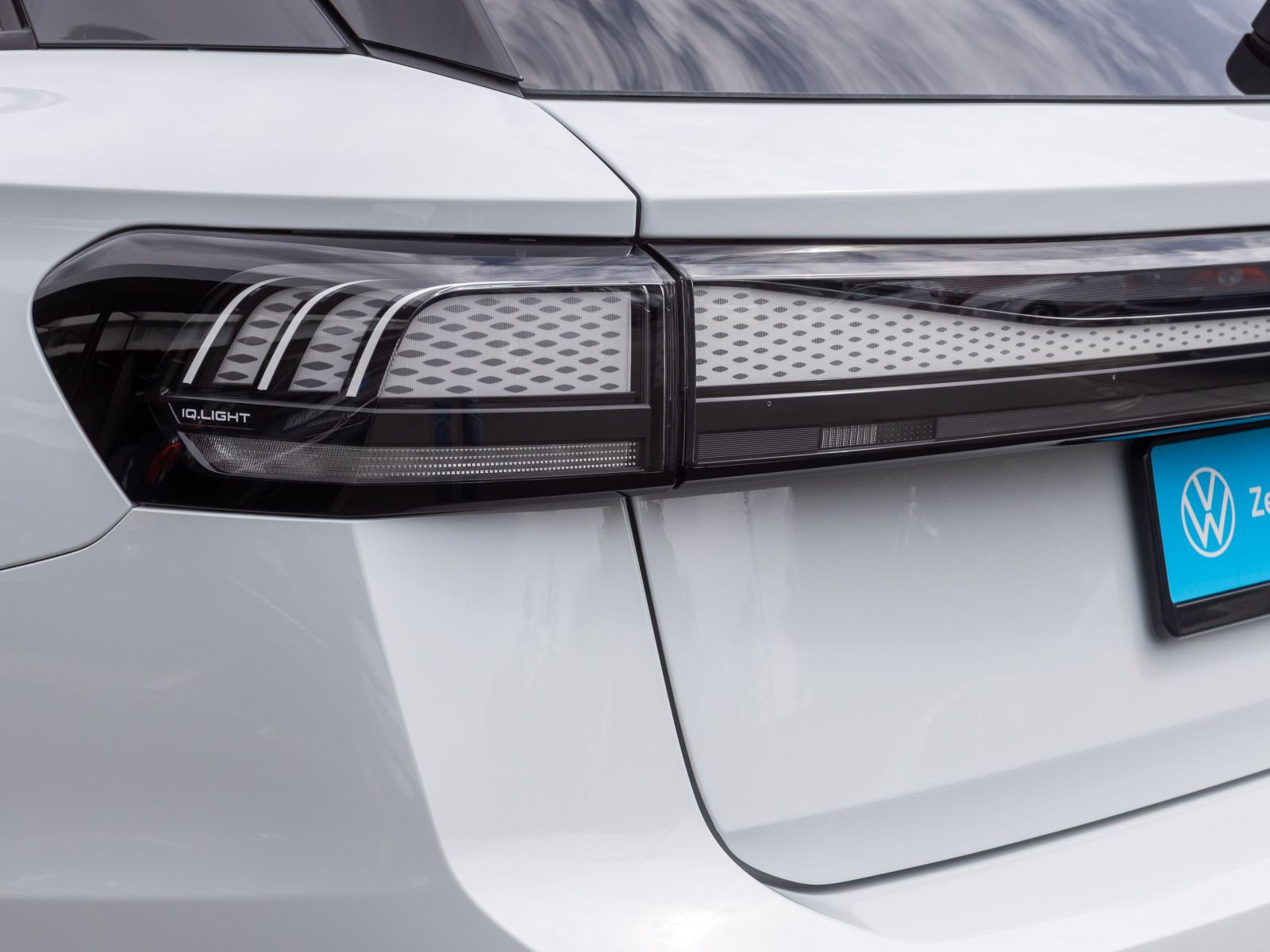 Volkswagen ID.7 Tourer GTX, Panoramadach, AHK, Navi, LED-Matrix, App-Connect
