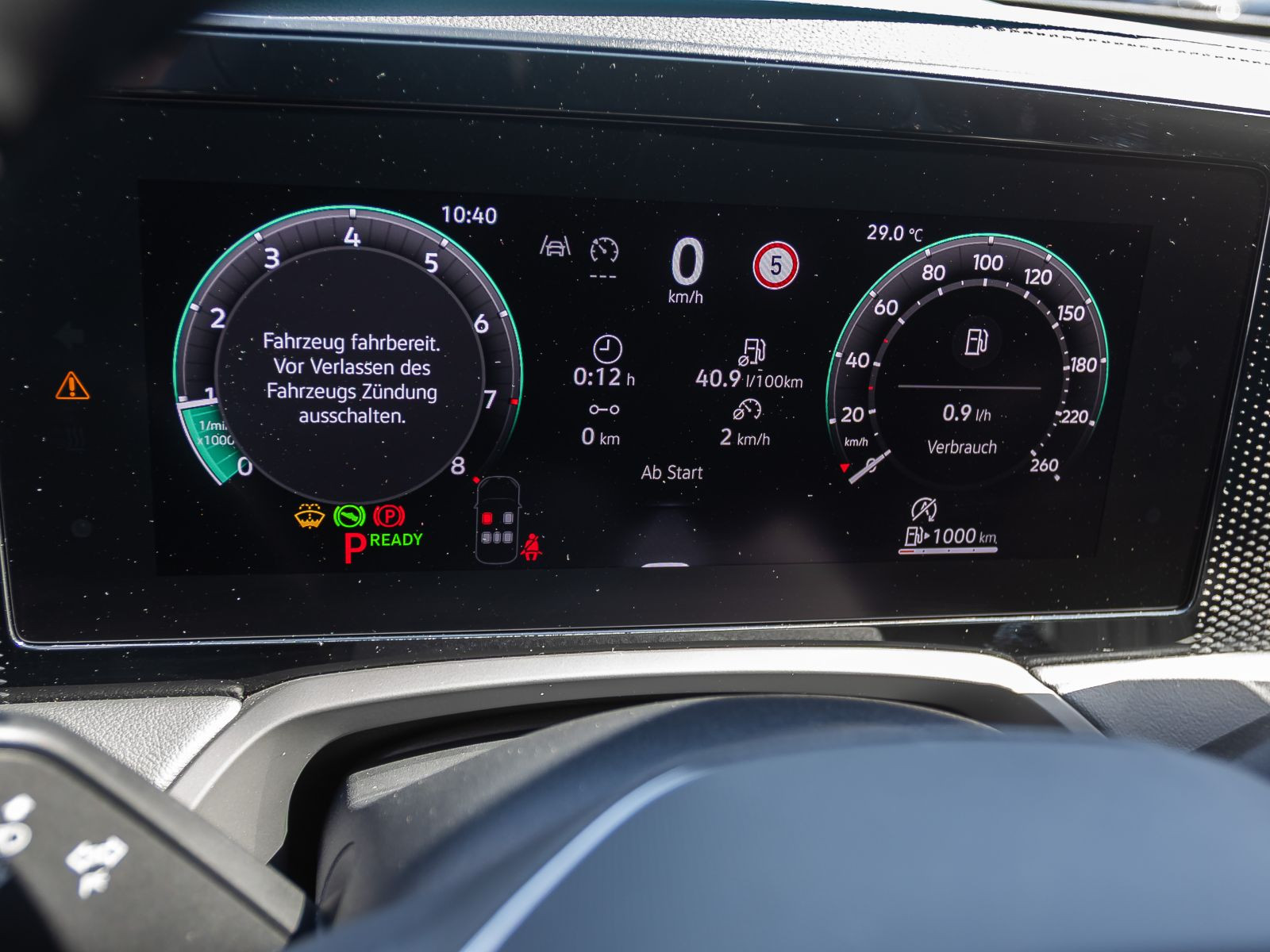 Volkswagen Passat 1.5 eTSI DSG Business, Navi, LED, Area View inkl. Rückfahrkamera, App-Connect