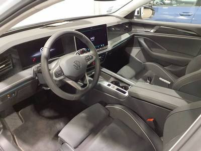 Volkswagen Passat 1.5 eTSI DSG Business, Navi, LED, Area View inkl. Rückfahrkamera, App-Connect
