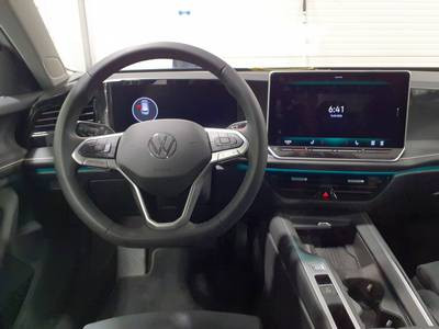 Volkswagen Passat 1.5 eTSI DSG Business, Navi, LED, Area View inkl. Rückfahrkamera, App-Connect