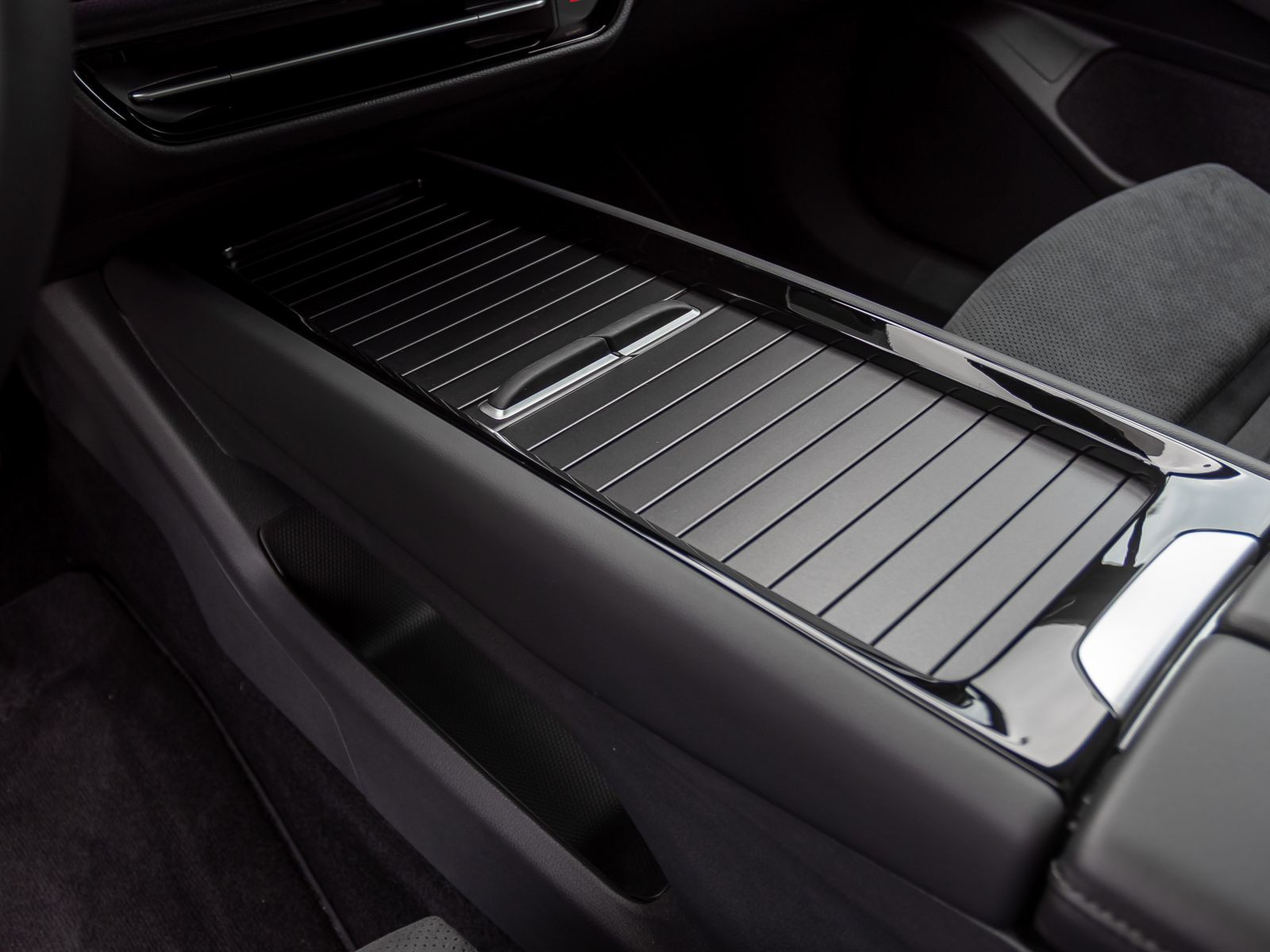 Volkswagen ID.7 Tourer GTX, Panoramadach, AHK, Navi, LED-Matrix, Soundsystem