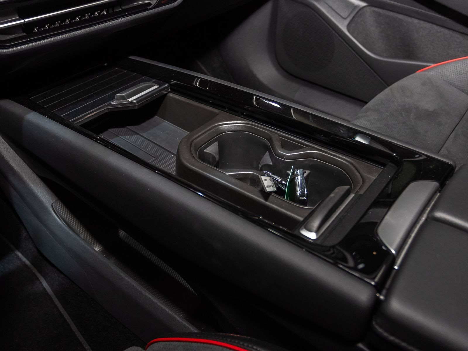 Volkswagen ID.7 Tourer GTX, Panoramadach, AHK, Mavi, LED-Matrix, Soundsystem