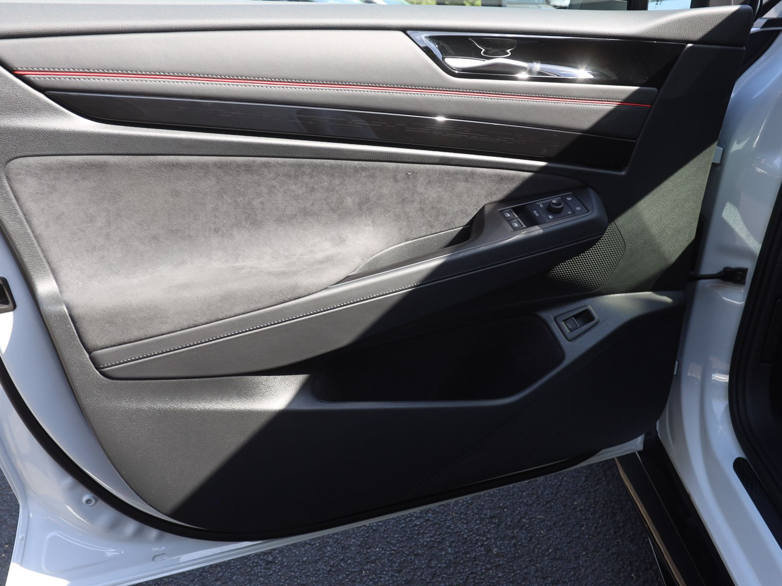Volkswagen ID.7 Tourer GTX, Panoramadach, AHK, Navi, LED-Matrix, Soundsystem