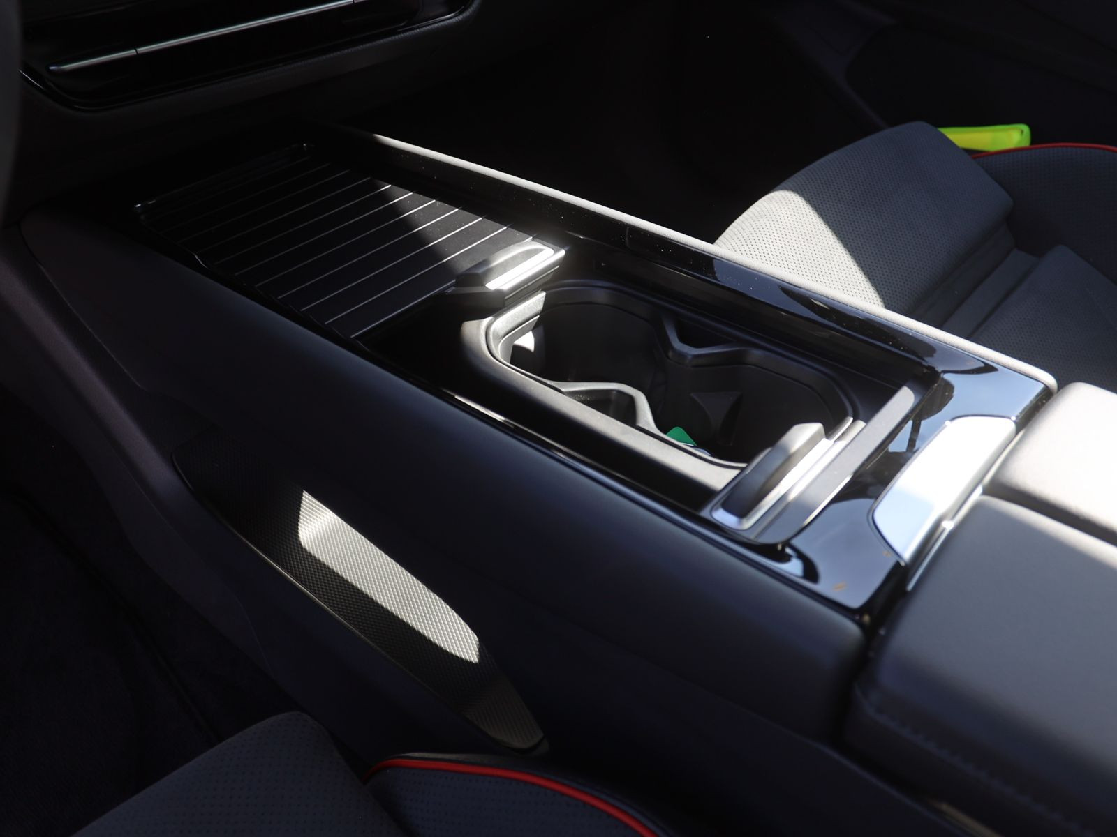 Volkswagen ID.7 Tourer GTX, Panoramadach, AHK, Navi, LED-Matrix, Soundsystem