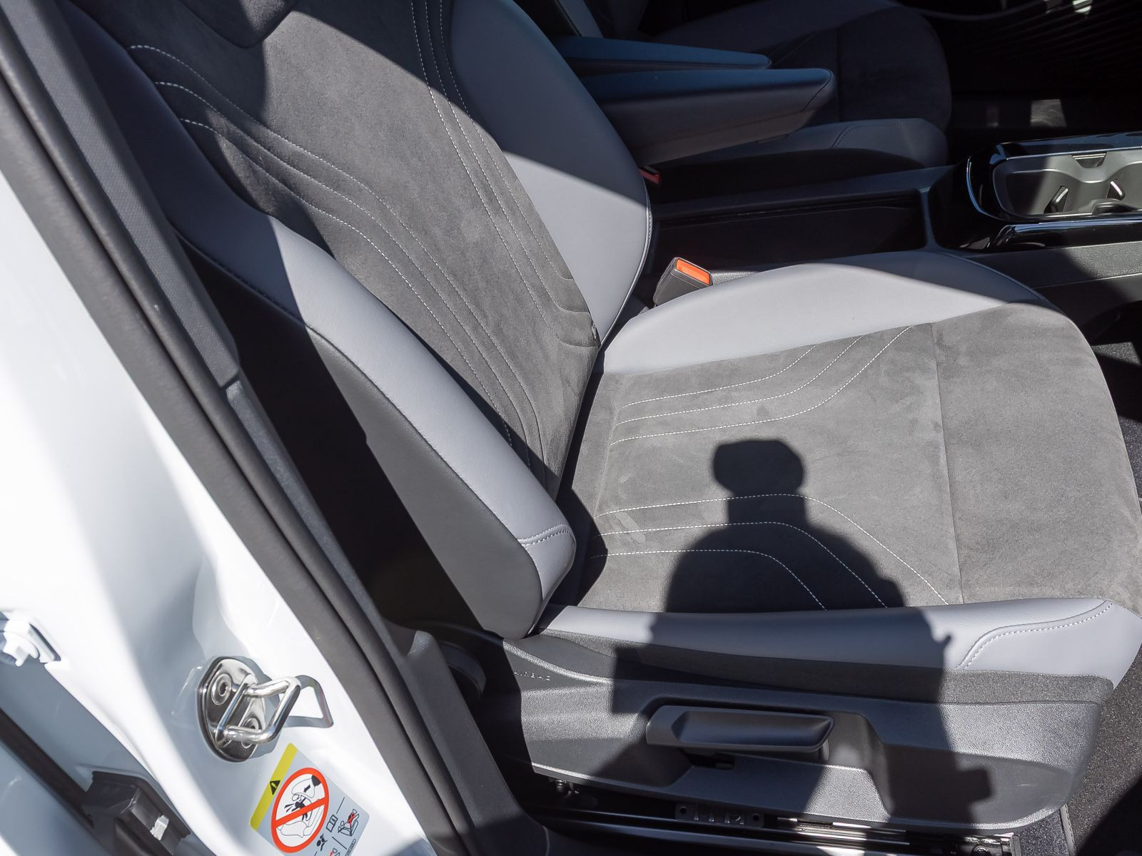 Volkswagen ID.4 Pure Performance, Navi, LED-Matrix, App-Connect, Rückfahrkamera