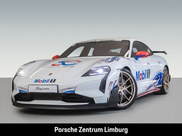 Porsche Taycan Turbo GT mit Weissach-Paket LED-Matrix