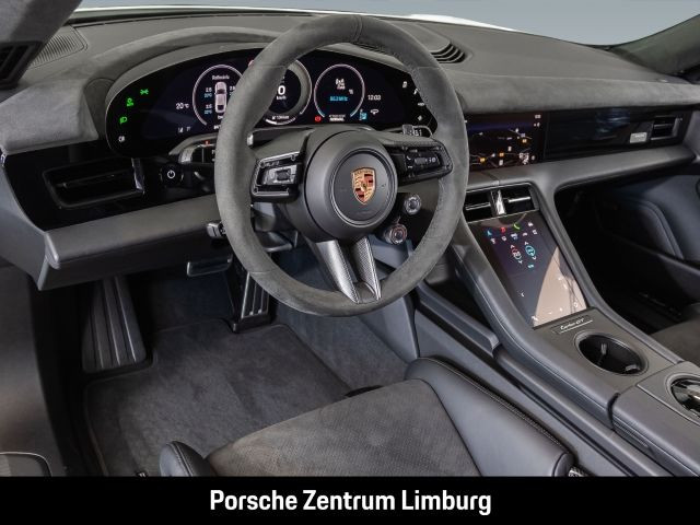 Porsche Taycan Turbo GT mit Weissach-Paket LED-Matrix