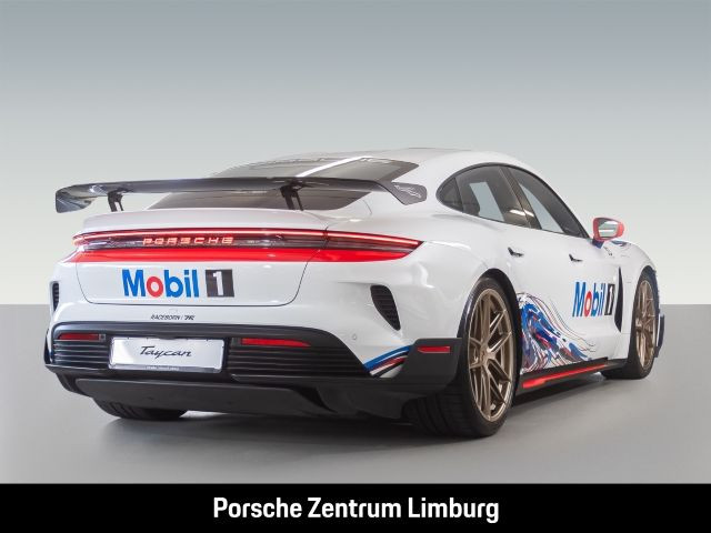 Porsche Taycan Turbo GT mit Weissach-Paket LED-Matrix