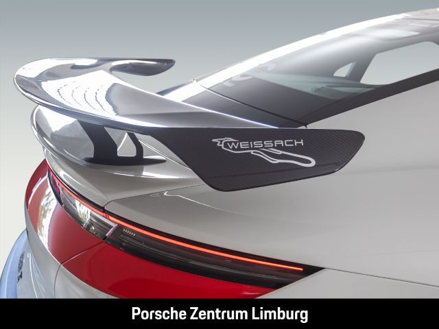 Porsche Taycan Turbo GT mit Weissach-Paket LED-Matrix