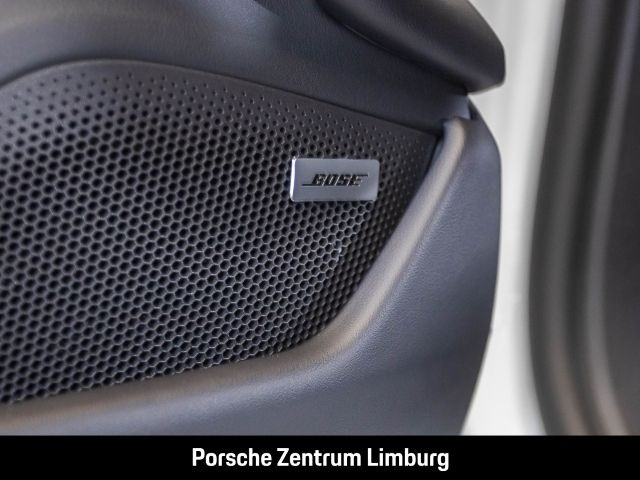 Porsche Taycan Turbo GT mit Weissach-Paket LED-Matrix