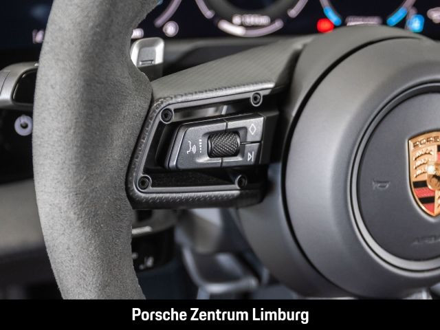 Porsche Taycan Turbo GT mit Weissach-Paket LED-Matrix