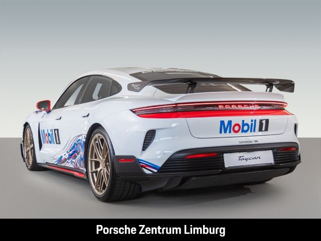 Porsche Taycan Turbo GT mit Weissach-Paket LED-Matrix