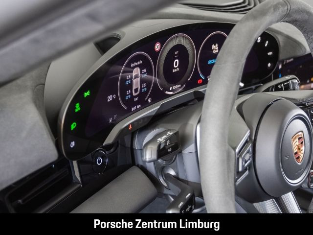 Porsche Taycan Turbo GT mit Weissach-Paket LED-Matrix