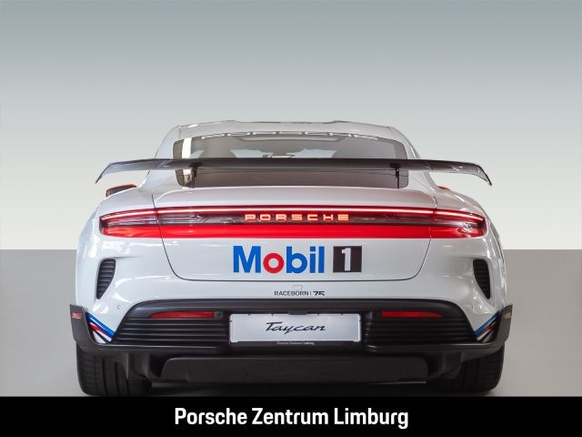 Porsche Taycan Turbo GT mit Weissach-Paket LED-Matrix