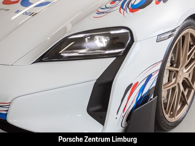 Porsche Taycan Turbo GT mit Weissach-Paket LED-Matrix
