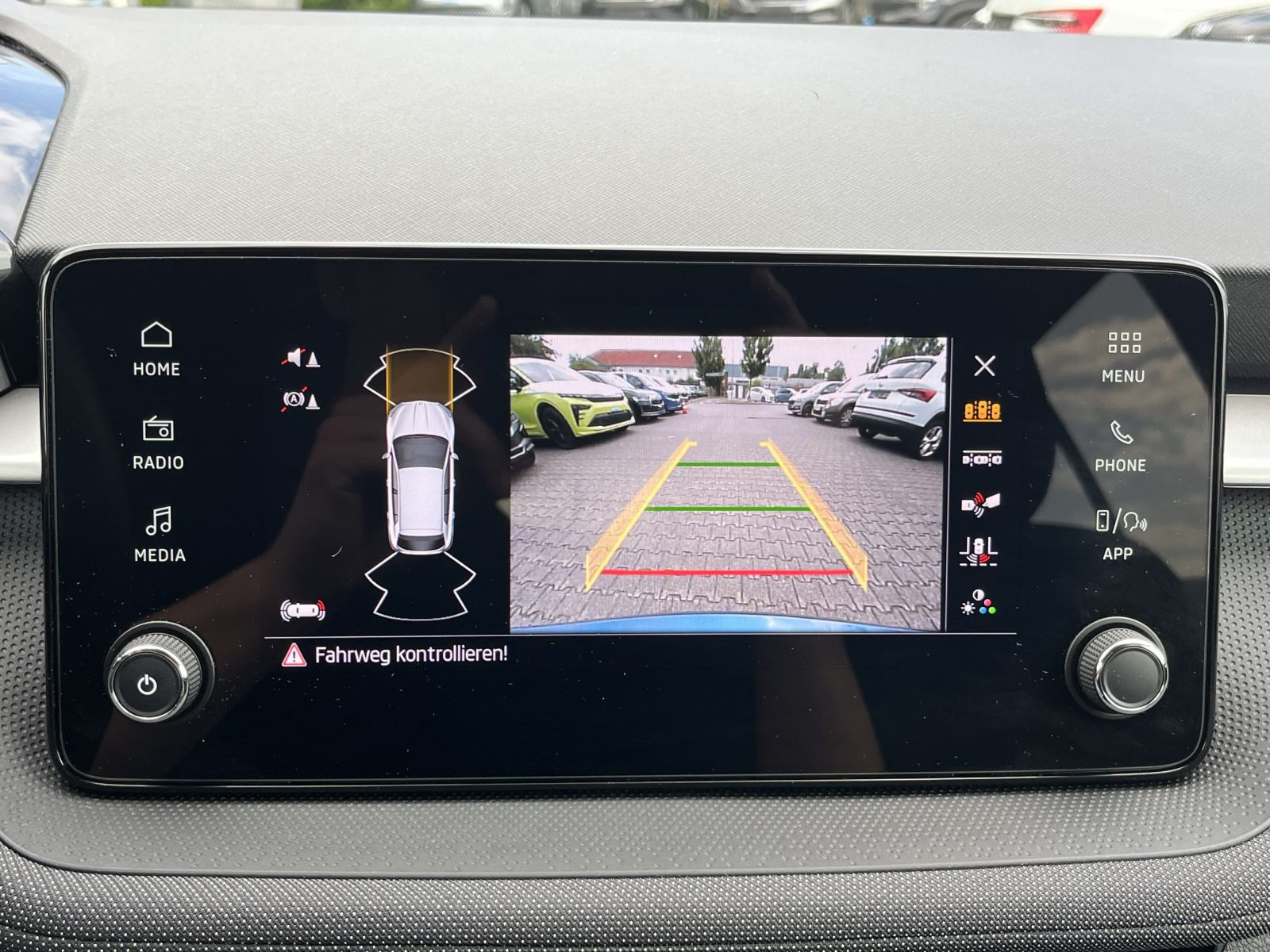 Skoda Fabia Selection Tour 1.0 TSI LED RFK AHK Carplay