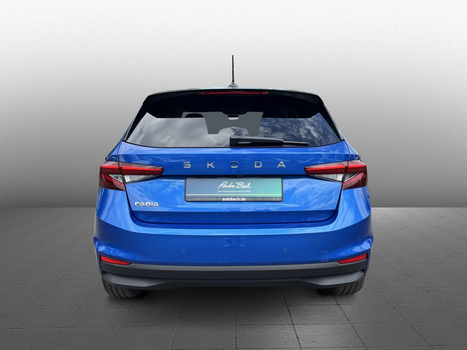 Skoda Fabia Selection Tour 1.0 TSI LED RFK AHK Carplay