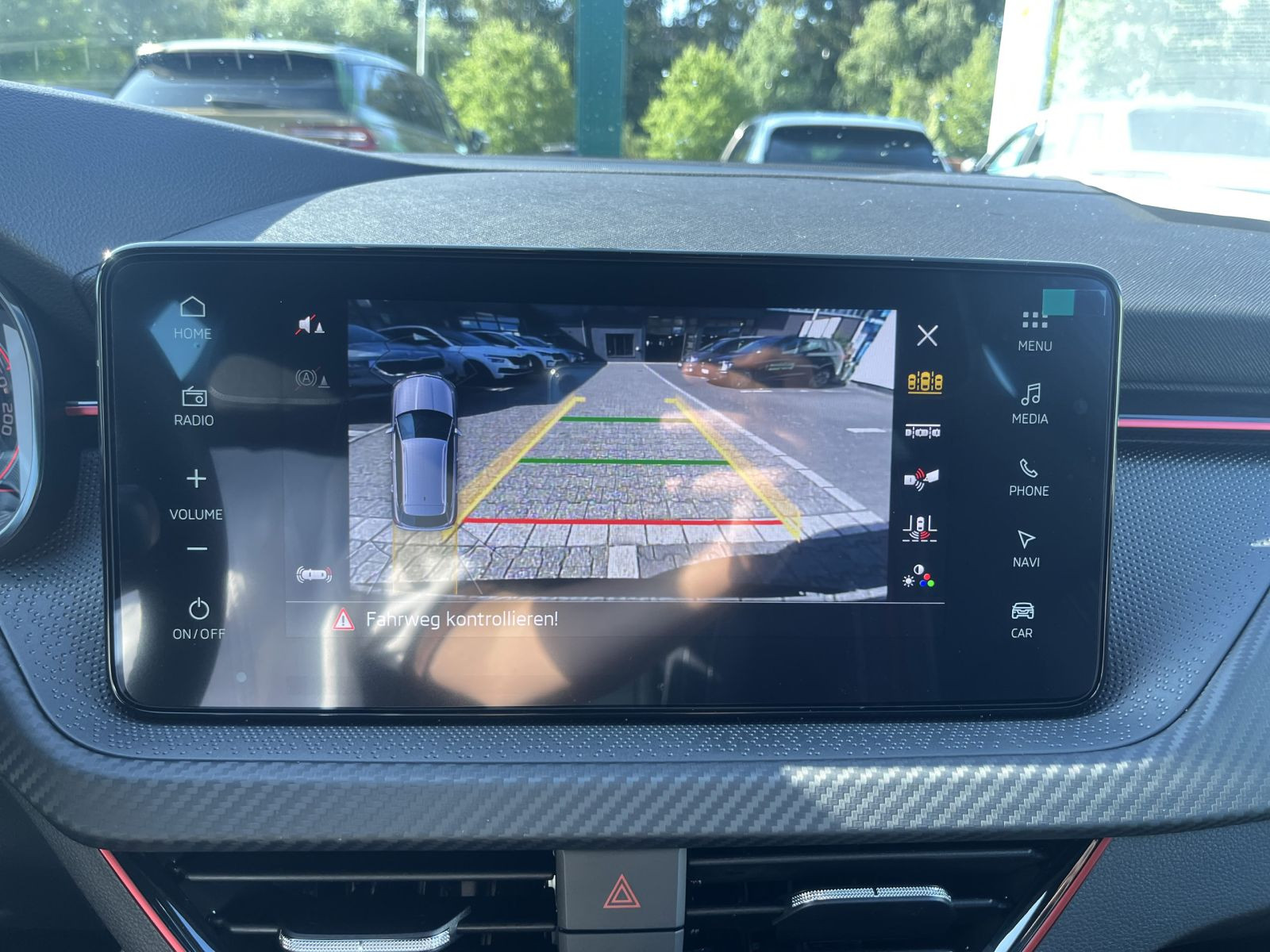 Skoda Kamiq Monte Carlo 1,5 TSI DSG ACC AHK RFK KESSY