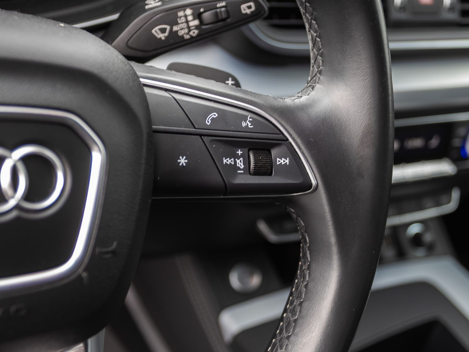 Audi Q5 Sportback S line edition one 50TFSIe Standklima