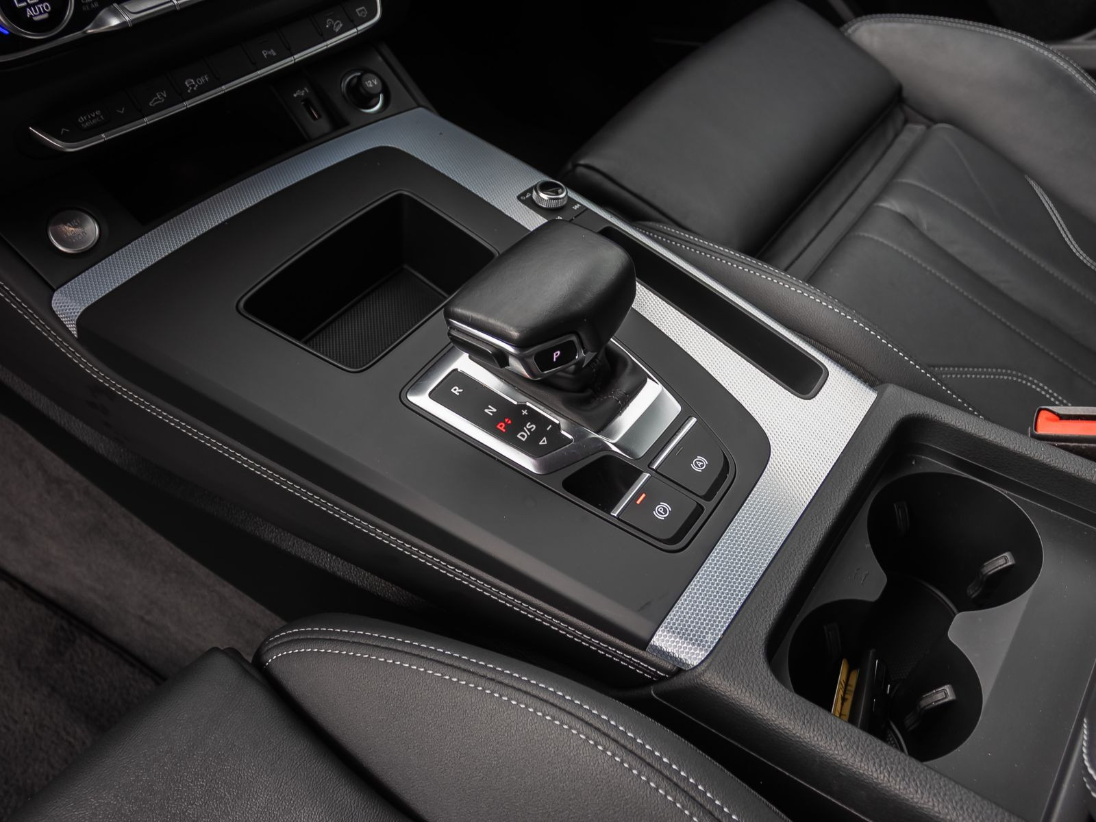 Audi Q5 Sportback S line edition one 50TFSIe Standklima