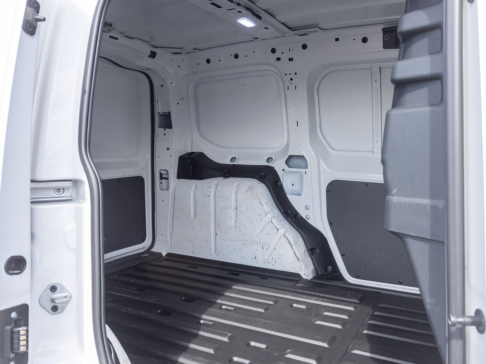 Volkswagen Caddy Cargo 2.0TDI Klima DAB AHK