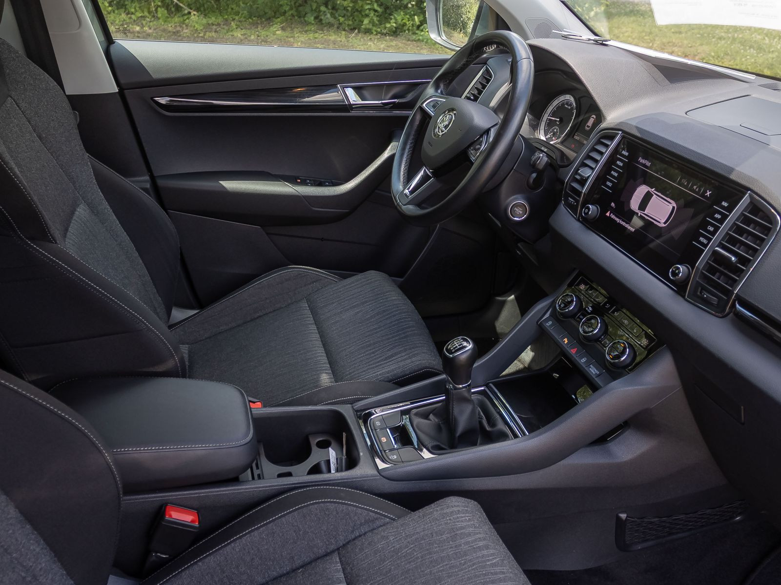 Skoda Karoq Style 1.6TDI Navi LED CarPlay GRA EPH