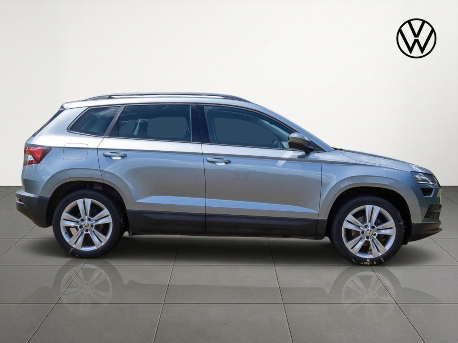Skoda Karoq Style 1.6TDI Navi LED CarPlay GRA EPH